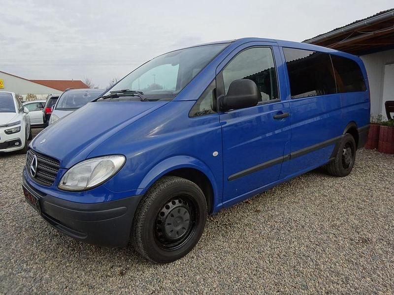 Blau Gebraucht 2006 Mercedes Vito Kombi | 3.800 € (Guter Preis) - Bild 1/4