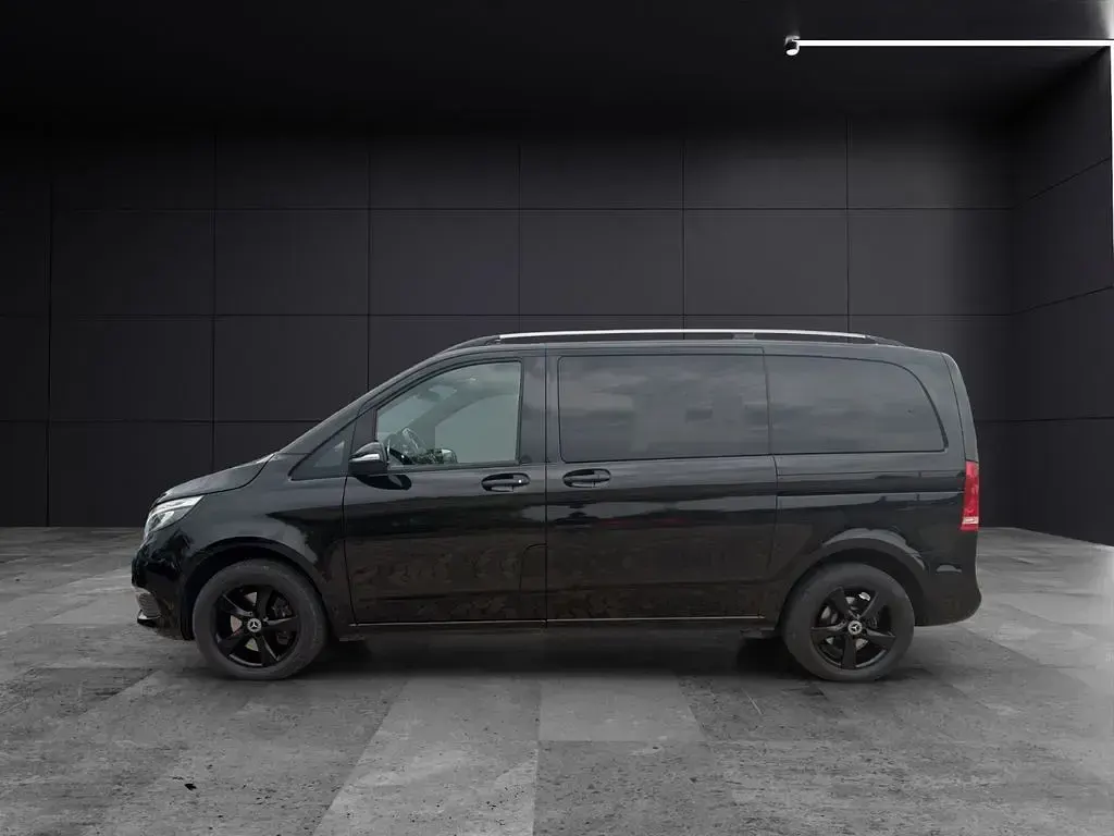 Gebraucht Mercedes V220 Edition 163 PS (119 kW) 2015 Schwarz Van / Kleinbus