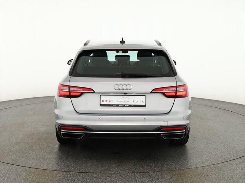 Gebraucht Audi A4 Comfort 163 PS (119 kW) 2022 Andere Kombi