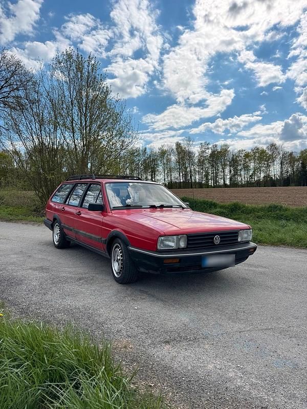 Usata VW Passat 90 CV (66 kW) 1987 Rosso Station wagon