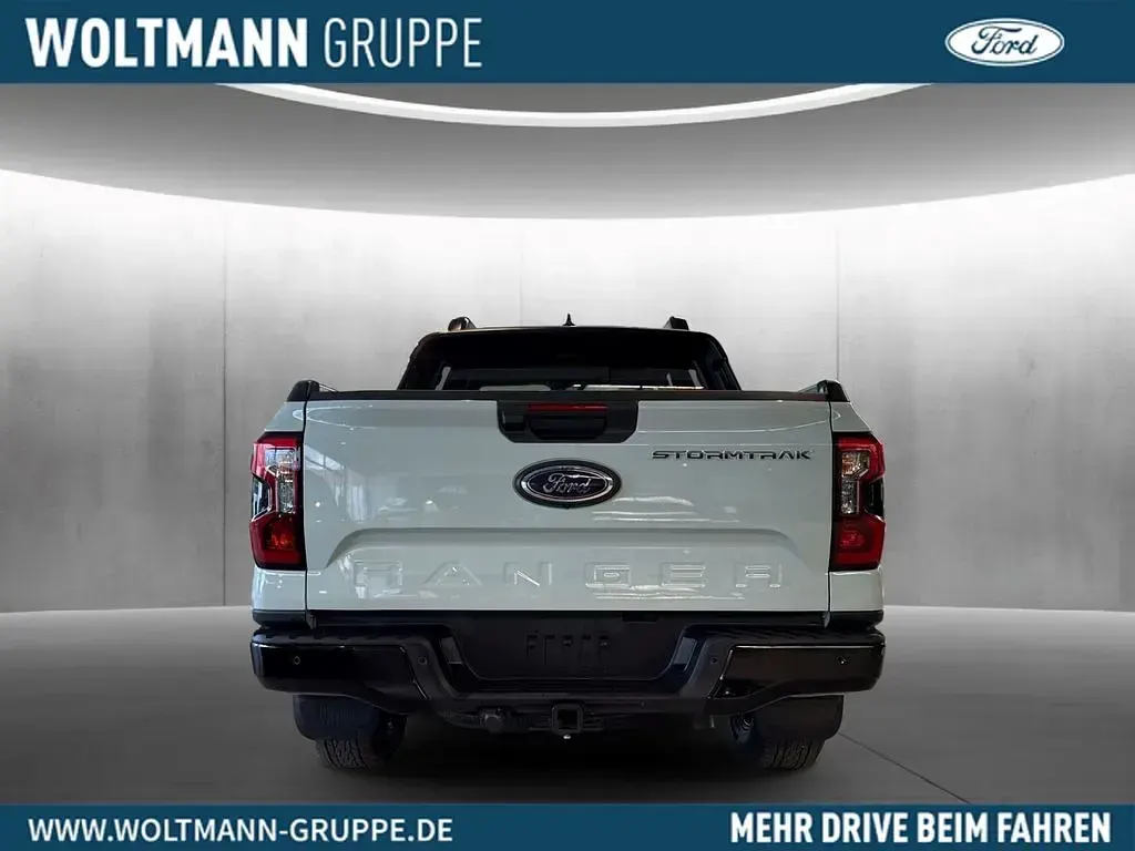 Neu Ford Ranger 281 PS (206 kW) 2026 Grau Pickup