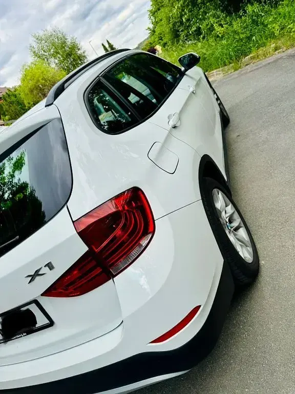 Gebraucht BMW X1 143 PS (105 kW) 2015 Weiß SUV
