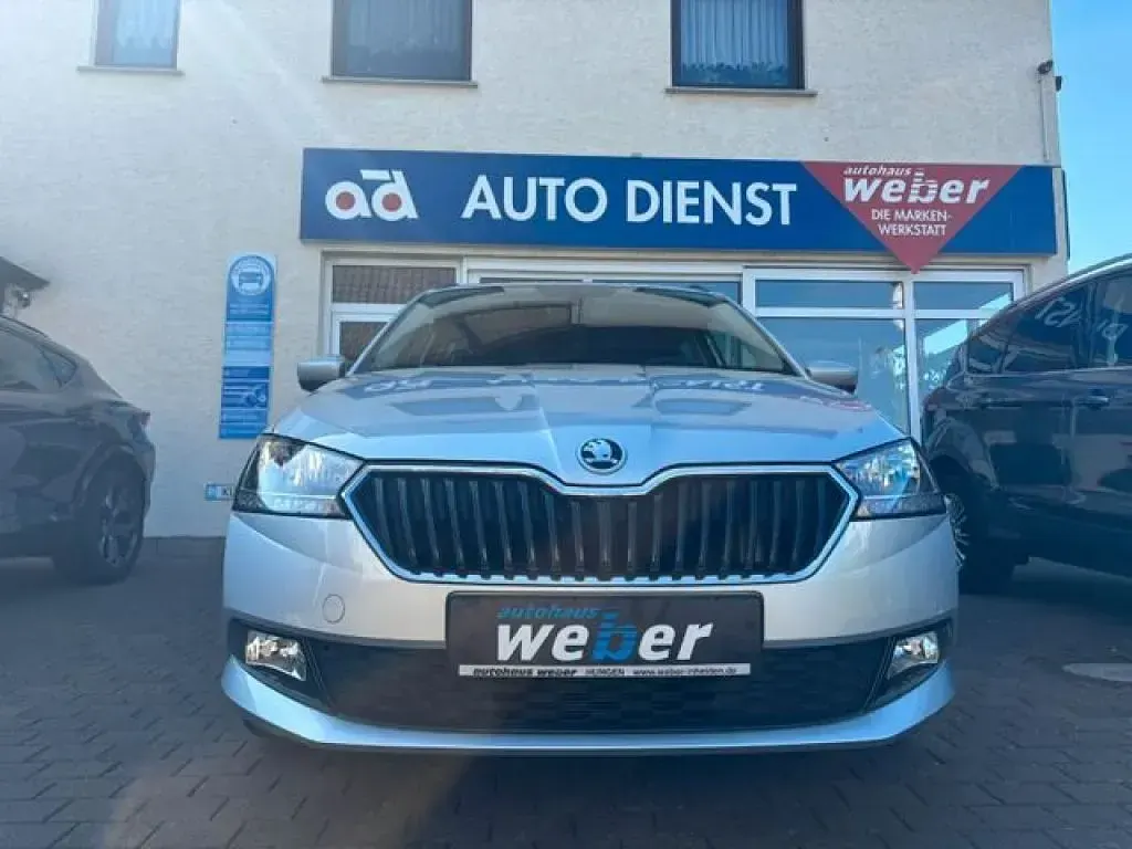 Gebraucht Skoda Fabia Ambition 150 PS (110 kW) 2022 Silber Kleinwagen