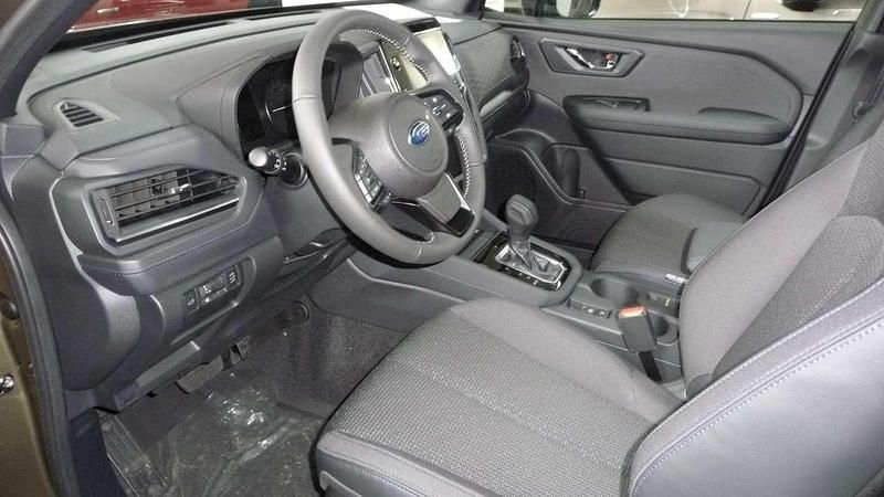 Neu Subaru Forester Exclusive+ 136 PS (100 kW) 2025 Brilliant bronze SUV