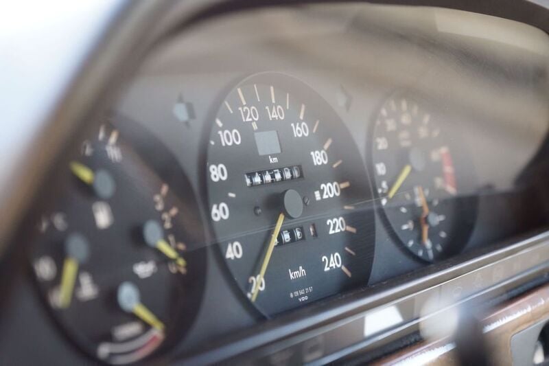 Gebraucht Mercedes S420 224 PS (164 kW) 1988 Grün Limousine