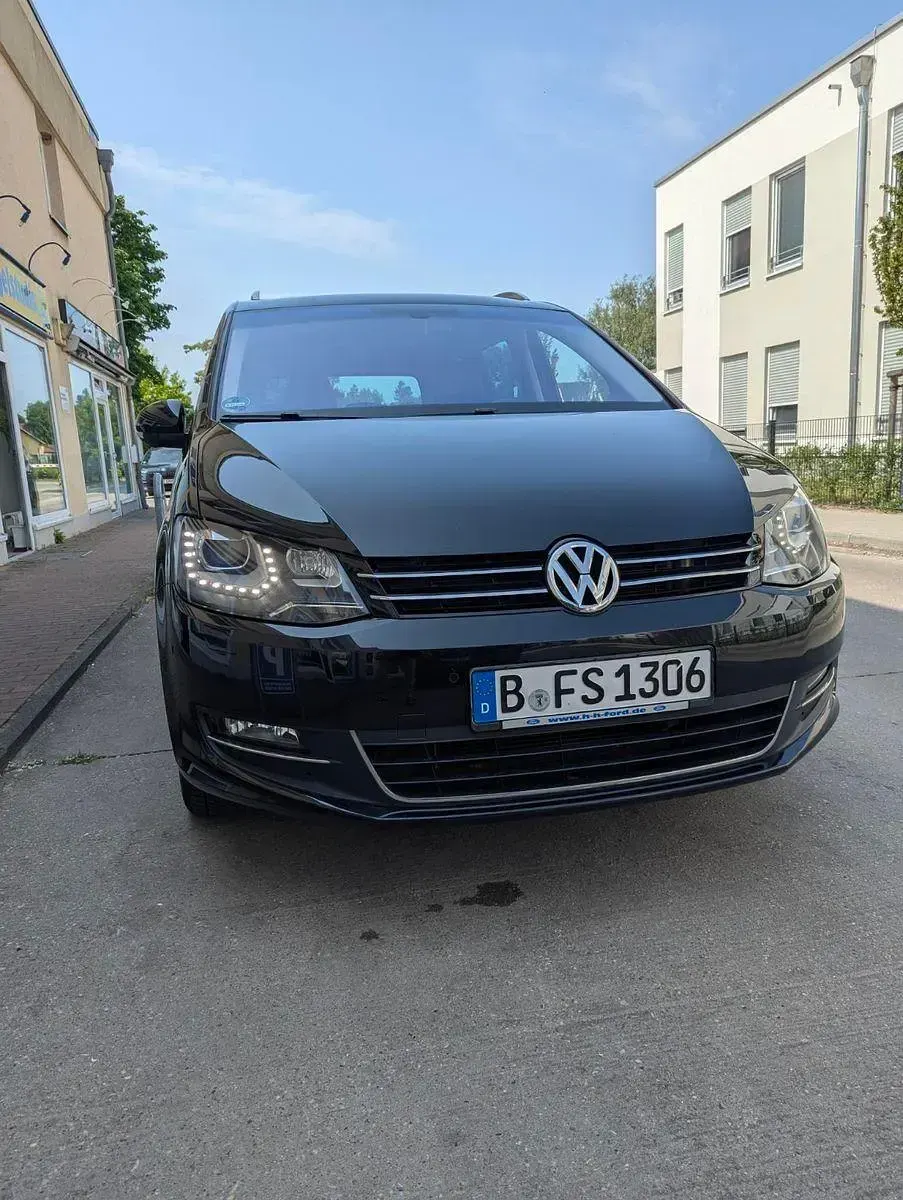 Brugt VW Sharan Highline 140 HK (102 kW) 2011 Sort MPV