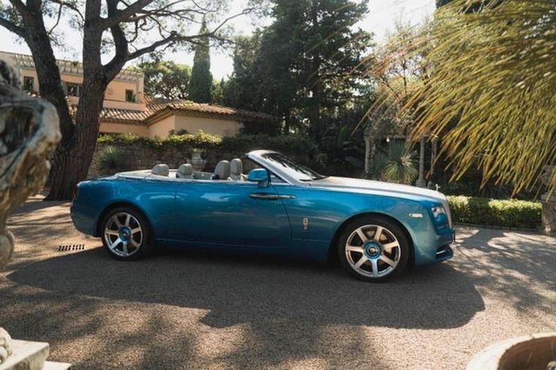 Blau Gebraucht 2017 Rolls Royce Dawn Cabrio | 315.900 € - Bild 1/4
