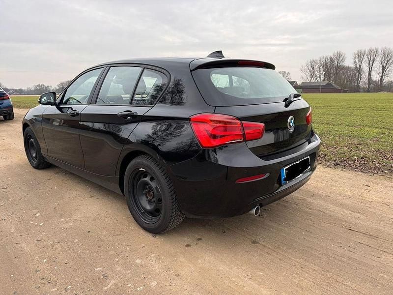 Gebraucht BMW 116 116 PS (85 kW) 2019 Schwarz Kleinwagen