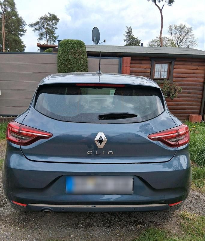 Gebraucht Renault Clio V 75 PS (55 kW) 2022 Andere farben Kleinwagen