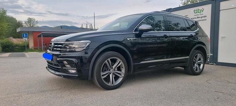 Schwarz Gebraucht 2019 VW Tiguan Allspace R-line SUV | 27.500 € (Fairer Preis) - Bild 1/4