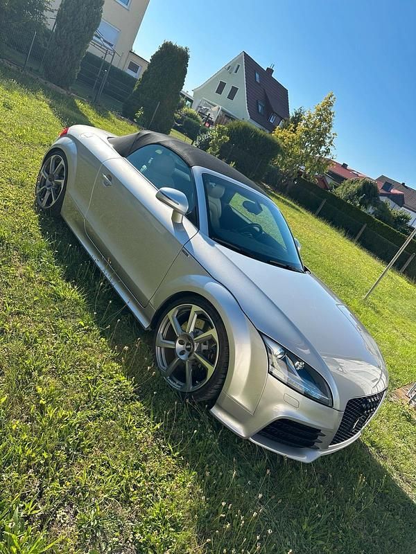 Andere farben Gebraucht 2012 Audi TT RS Sport Coupé | 22.900 € (Fairer Preis) - Bild 1/4