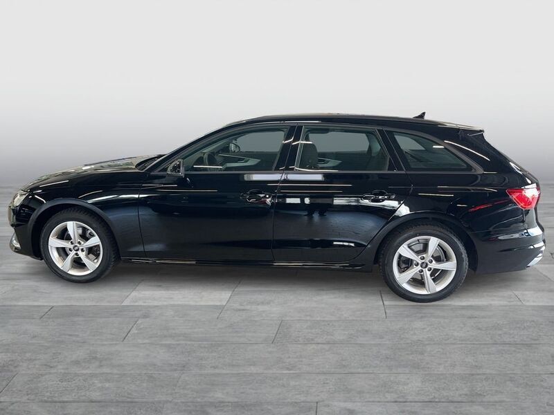 Gebraucht Audi A4 Advanced 150 PS (110 kW) 2022 Schwarz Kombi