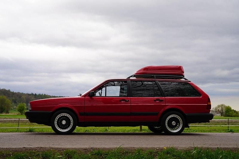 Usata VW Passat 75 CV (55 kW) 1987 Rosso Station wagon