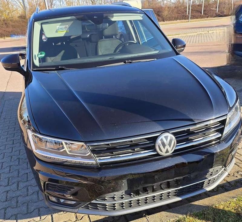 Gebraucht VW Tiguan Highline 150 PS (110 kW) 2019 Schwarz SUV