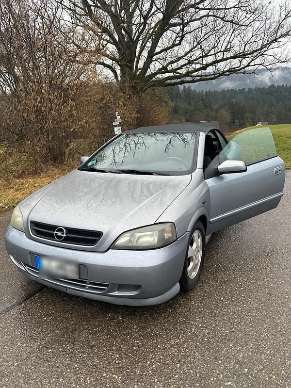 Gebraucht Opel Astra Cabriolet 104 PS (76 kW) 2004 Silber Cabrio