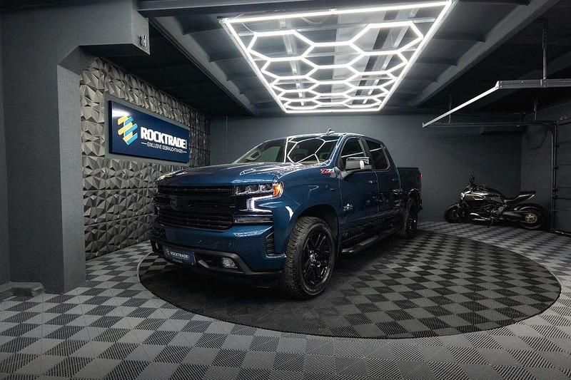 Gebraucht Chevrolet Silverado 360 PS (264 kW) 2022 Blau SUV