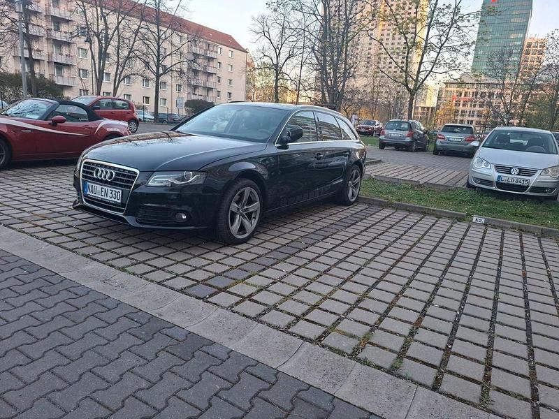 Gebraucht Audi A4 Attraction 143 PS (105 kW) 2009 Schwarz Kombi