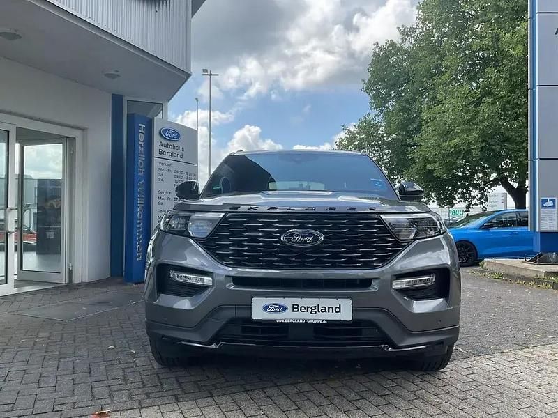 Gebraucht Ford Explorer ST-Line 457 PS (336 kW) 2024 Carbonizedgrey metallic grau SUV