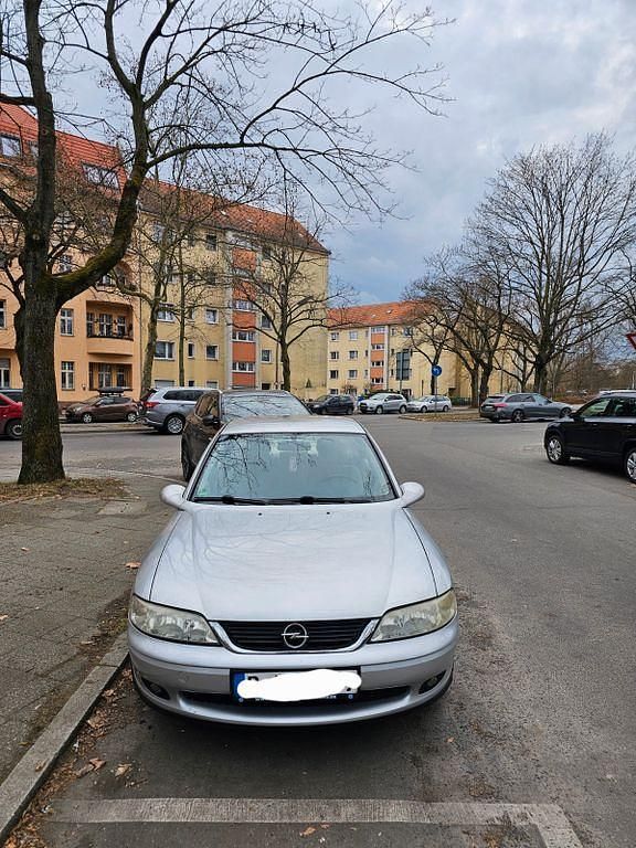 Gebraucht Opel Vectra Elegance 147 PS (108 kW) 2000 Silber Limousine