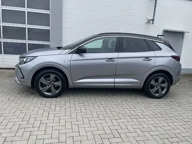 Gebraucht Opel Grandland X Elegance 131 PS (96 kW) 2023 Quartzsilber SUV