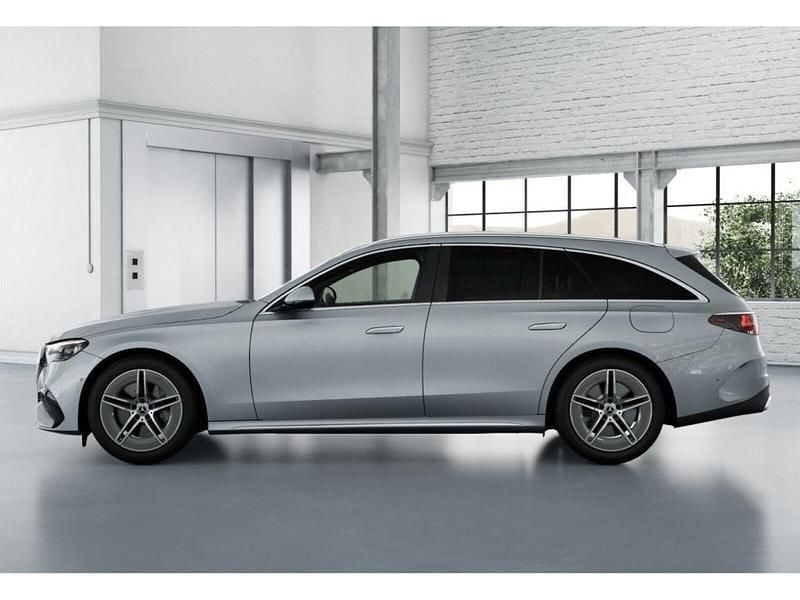 Gebraucht Mercedes E300 AMG 204 PS (150 kW) 2024 Silber hightech silver metall Kombi