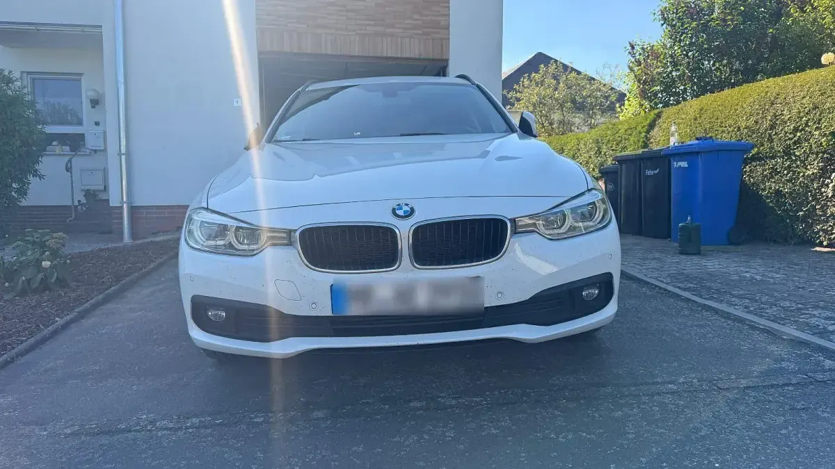 Gebraucht BMW 320 Sport Line 190 PS (139 kW) 2018 Weiß Kombi