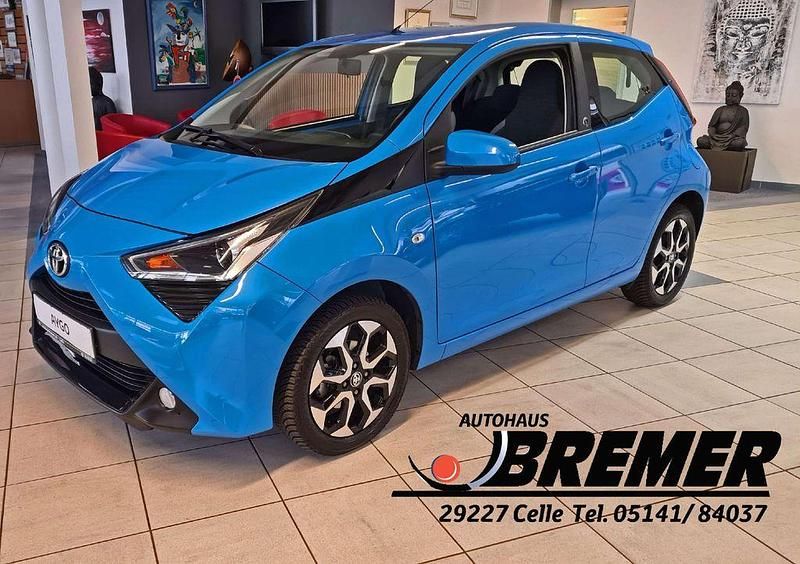 Spash cyan Gebraucht 2020 Toyota Aygo Connect Style Kleinwagen | 11.450 € (Fairer Preis) - Bild 1/4