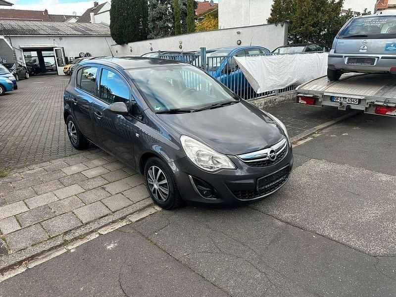 Grau Gebraucht 2011 Opel Corsa Satellite Limousine | 2.599 € (Guter Preis) - Bild 1/4