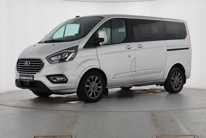 Gebraucht Ford Tourneo Titanium X 150 PS (110 kW) 2023 Polarsilber metallic Van / Kleinbus