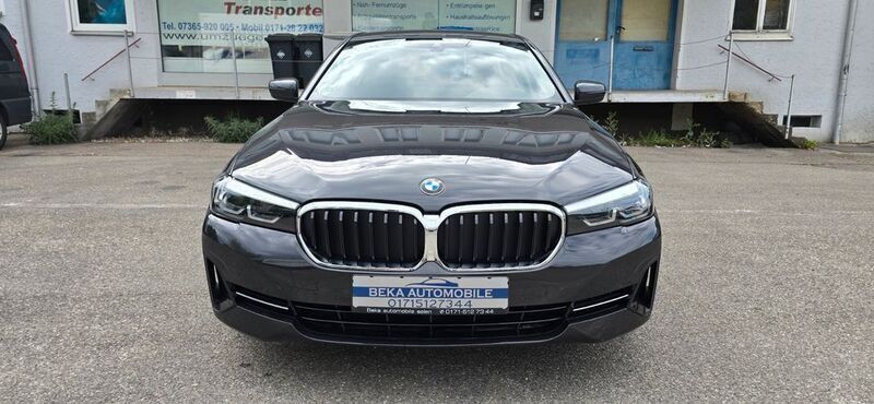 Sophistograu brillanteffekt me Gebraucht 2021 BMW 520 Limousine | 26.900 € (Guter Preis) - Bild 1/4