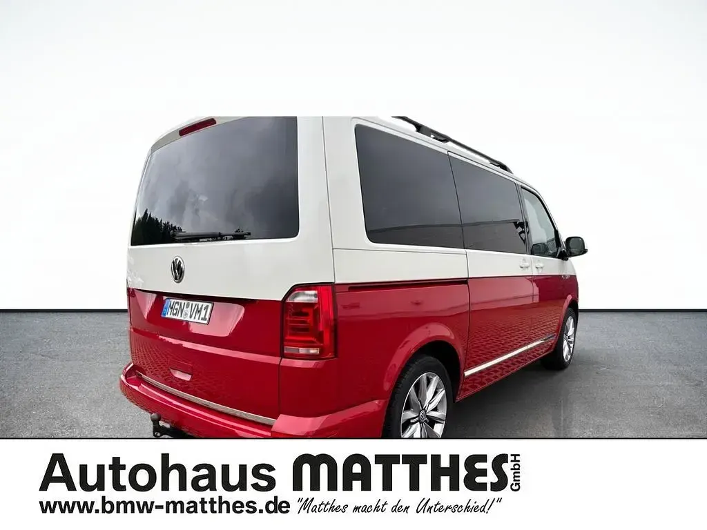 Gebraucht VW Multivan Highline 204 PS (150 kW) 2017 Weiss Van / Kleinbus