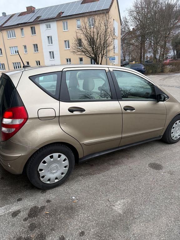 Gebraucht Mercedes A180 109 PS (80 kW) 2005 Beige Van / Kleinbus