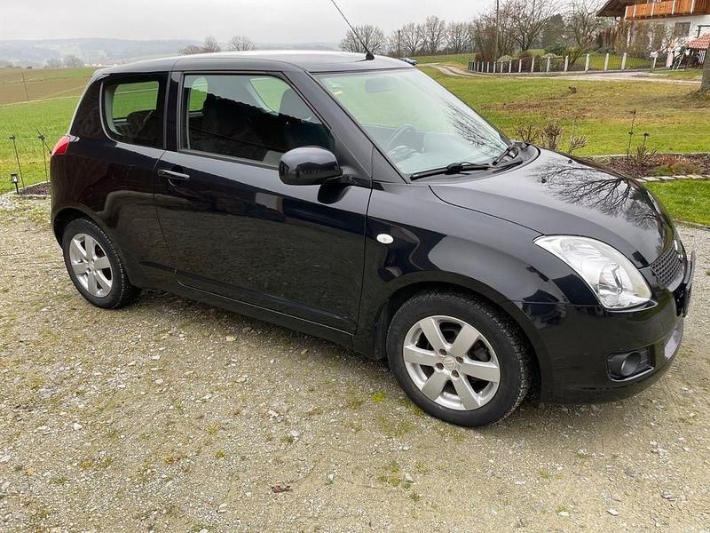 Gebraucht Suzuki Swift Comfort 102 PS (75 kW) 2009 Schwarz Kleinwagen