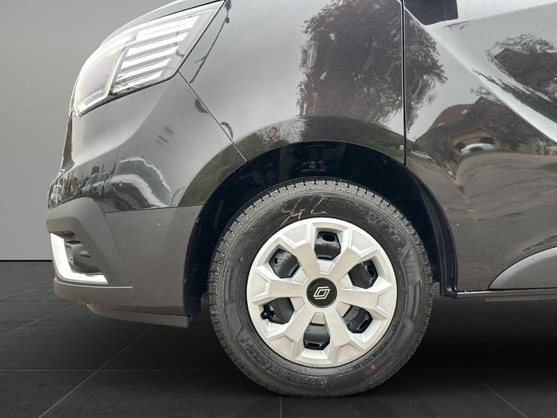 Gebraucht Renault Trafic Equilibre 150 PS (110 kW) 2025 Schwarz midnight Van / Kleinbus