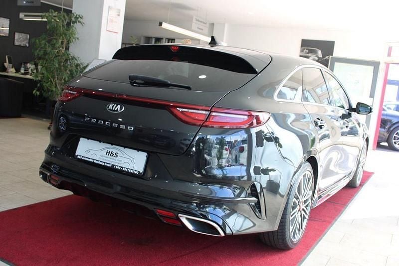 Gebraucht Kia ProCeed GT GT 204 PS (150 kW) 2019 Schwarz Kleinwagen
