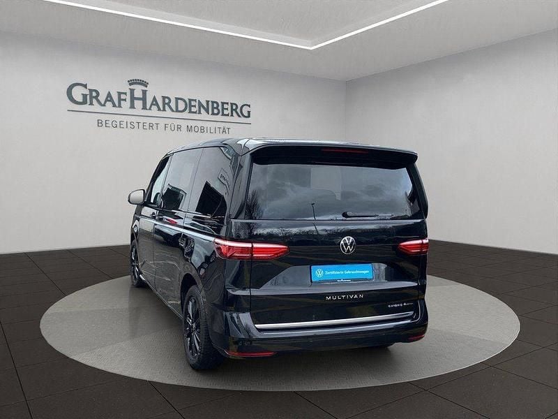 Gebraucht VW Multivan Style 245 PS (180 kW) 2025 Schwarz Van