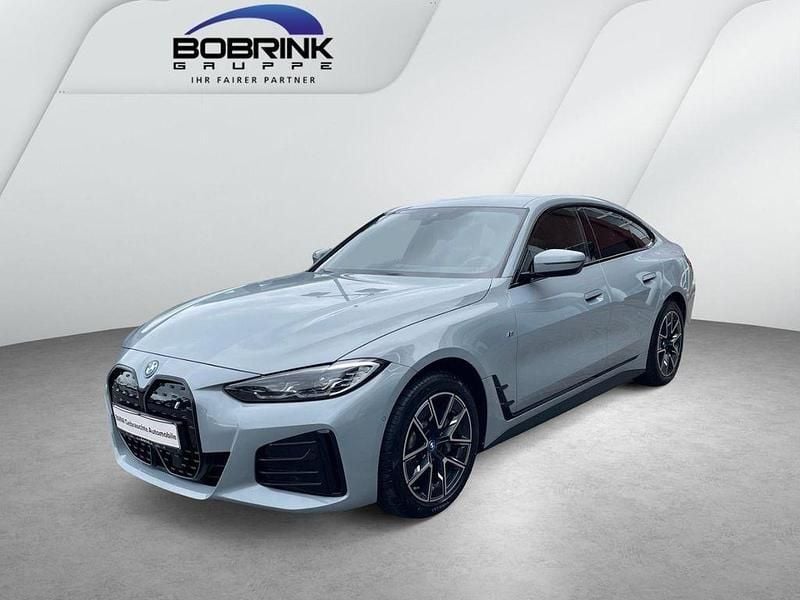 Grau Gebraucht 2023 BMW i4 M Sport Limousine | 39.900 € (Guter Preis) - Bild 1/4