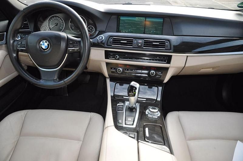 Gebraucht BMW 520 Performance 184 PS (135 kW) 2013 Grau Limousine