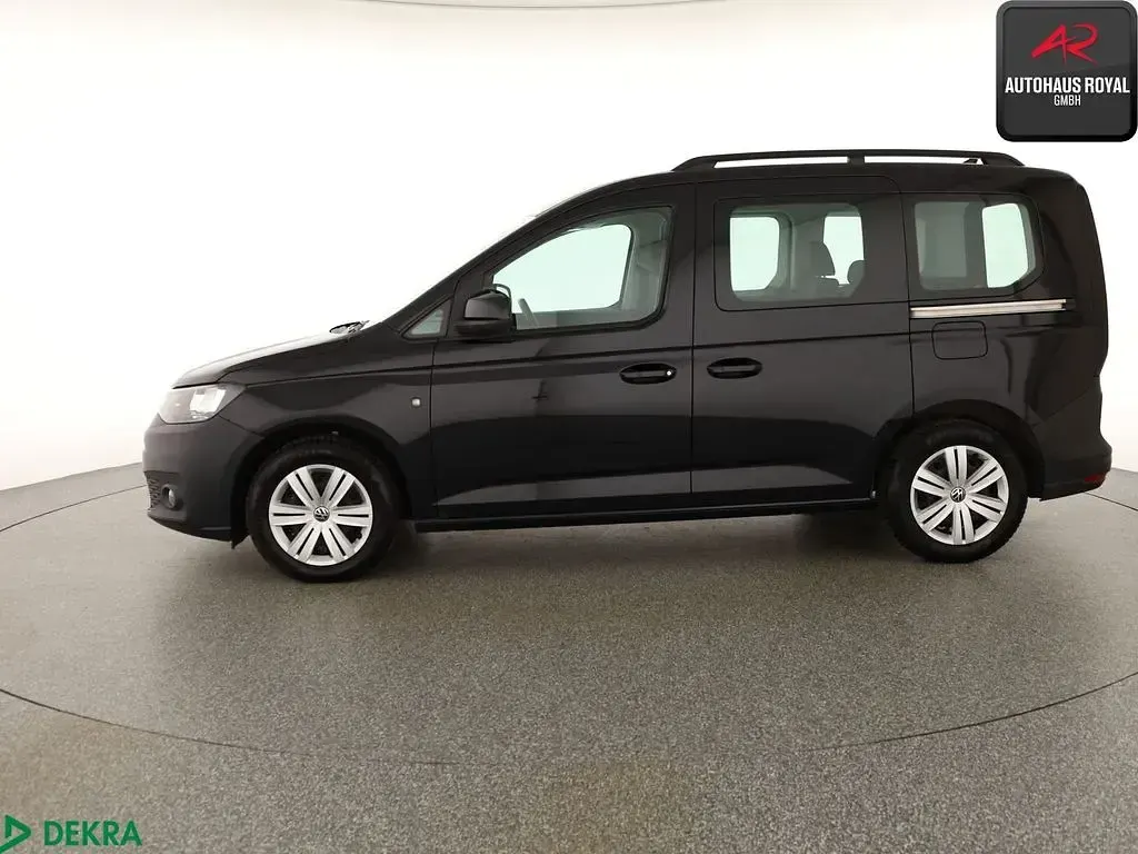 Gebraucht VW Caddy 122 PS (89 kW) 2022 Deep black perleffekt Van / Kleinbus