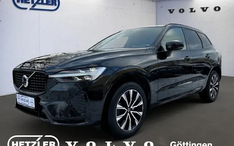 Gebraucht Volvo XC60 Plus 197 PS (144 kW) 2023 Black stone, solid / solid SUV