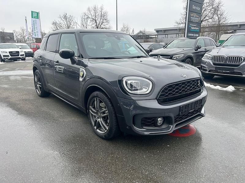 Grau Gebraucht 2021 Mini John Cooper Works Countryman SUV | 23.500 € - Bild 1/4