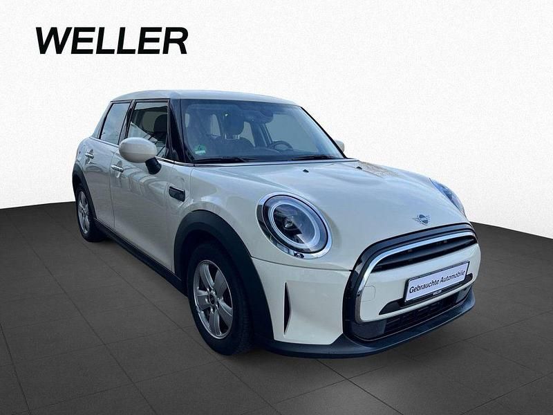 Gebraucht Mini Cooper Classic 136 PS (100 kW) 2023 Weiß Kleinwagen