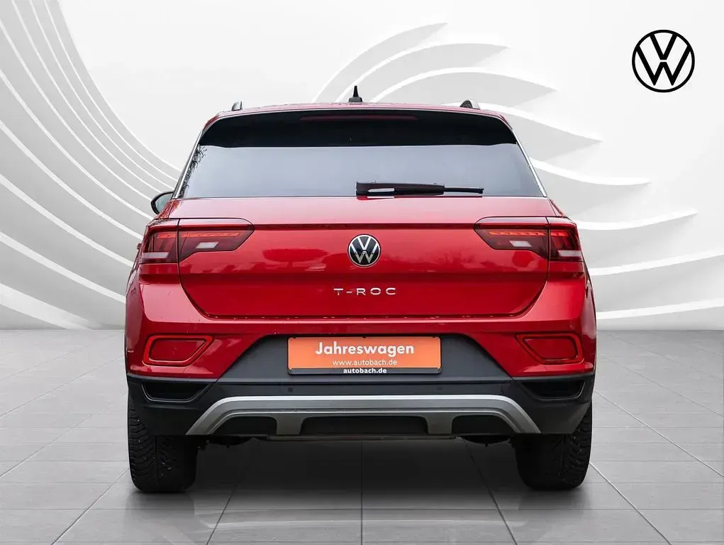 Gebraucht VW T-Roc Move 150 PS (110 kW) 2023 Kings red metallic SUV