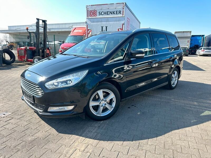 Schwarz Gebraucht 2016 Ford Galaxy Van / Kleinbus | 8.925 € (Fairer Preis) - Bild 1/4