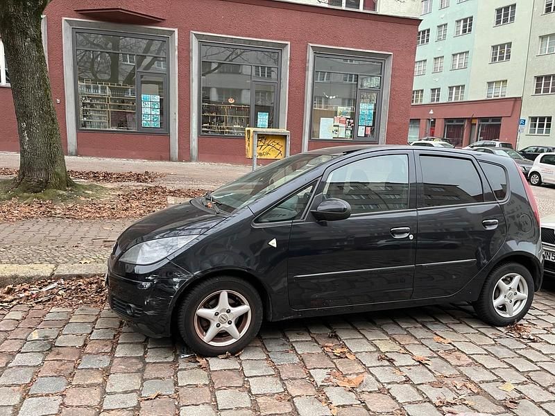 Gebraucht Mitsubishi Colt 70 PS (51 kW) 2008 Schwarz Kleinwagen