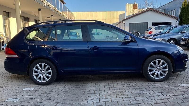 Gebraucht VW Golf VI 105 PS (77 kW) 2008 Blau Kleinwagen