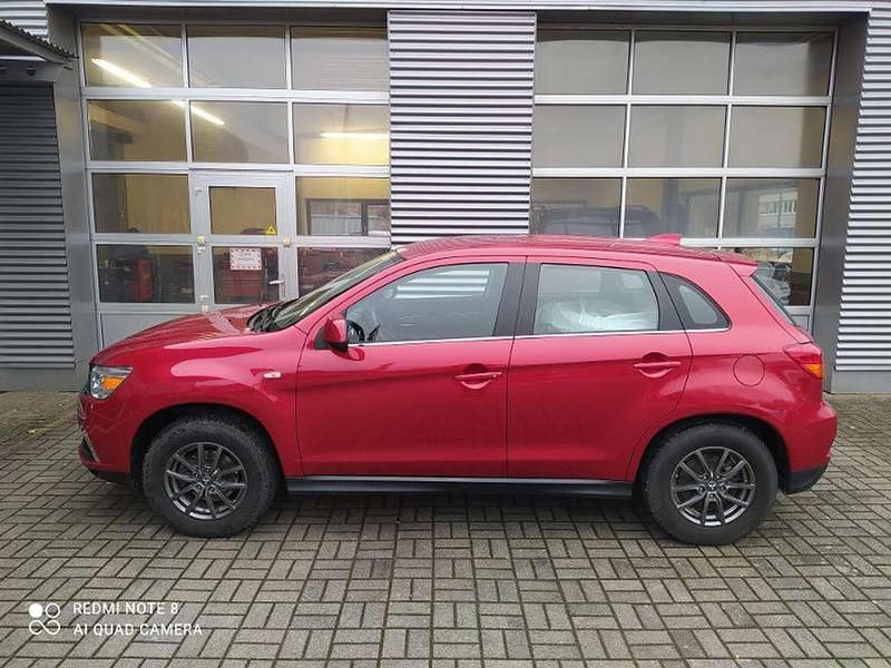 Gebraucht Mitsubishi ASX Active 117 PS (86 kW) 2019 Karminrot SUV