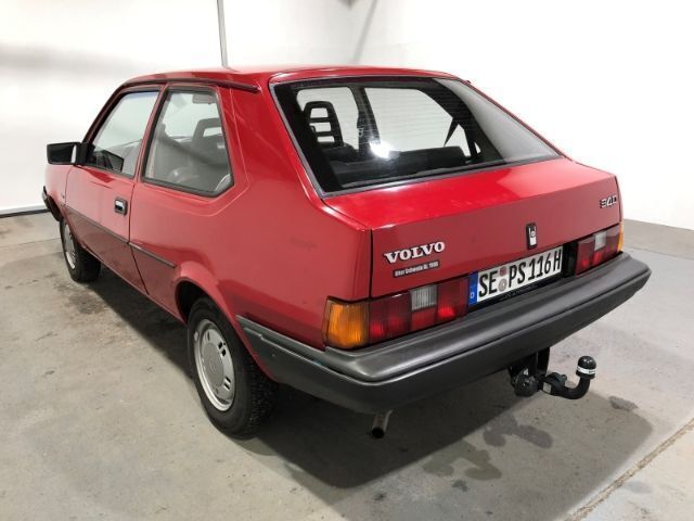 Gebraucht Volvo 340 68 PS (50 kW) 1988 Rot Limousine
