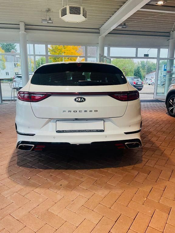 Gebraucht Kia ProCeed GT 204 PS (150 kW) 2019 Weiß Kleinwagen