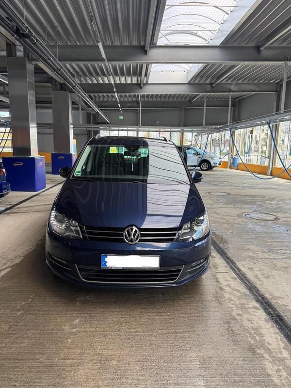 Blau Gebraucht 2011 VW Sharan Van / Kleinbus | 15.500 € (Teuer) - Bild 1/4